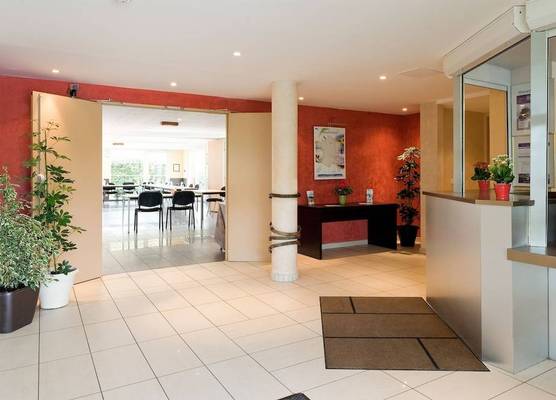 Residhotel Les Hauts d'Andilly 1