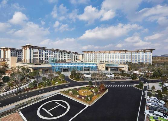 Landing Jeju Shinhwa World Hotel 1
