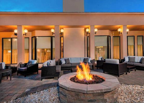 Courtyard by Marriott Rockville 1