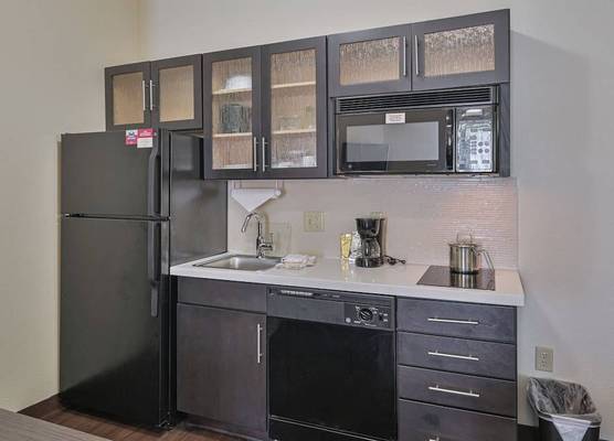 Affordable Suites of America Tulsa 1