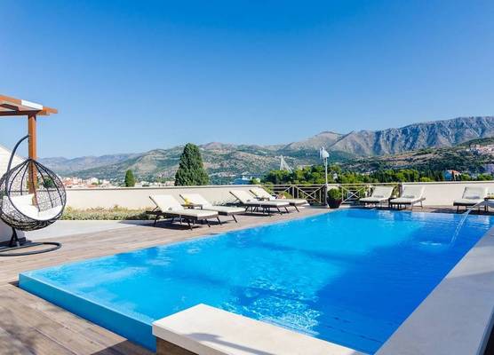 Villa Peragro 1
