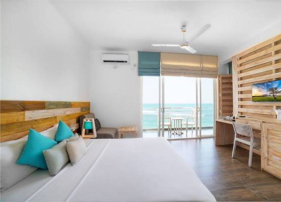 Hikkaduwa Beach Hotel - Free Upgrades from Non-Sea View Rooms to Deluxe Ocean View Rooms! 1