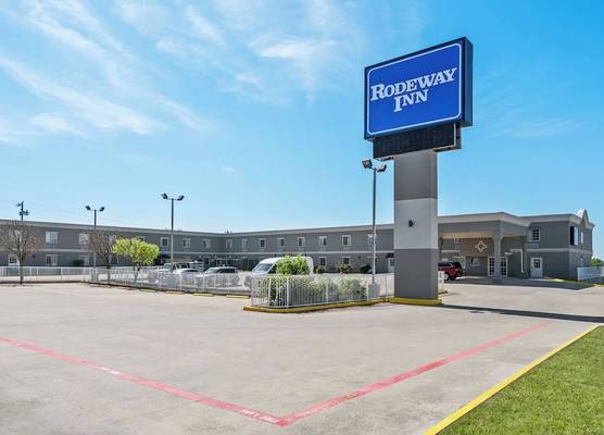 Rodeway Inn 1