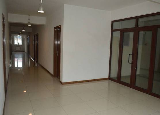Land Hotel 1