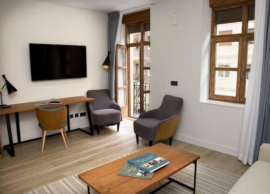 Prisma Suites 1