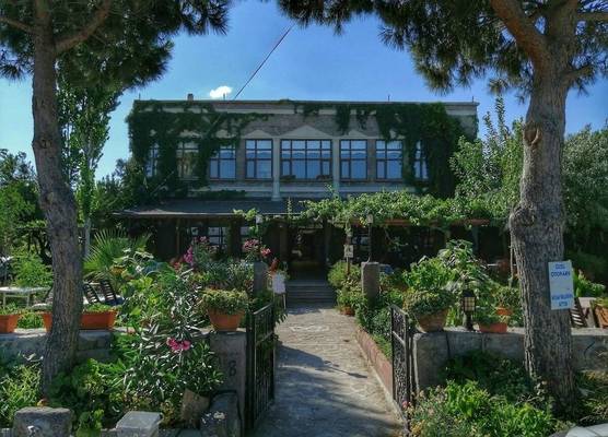 Assos Büyük Yıldızsaray Otel 1