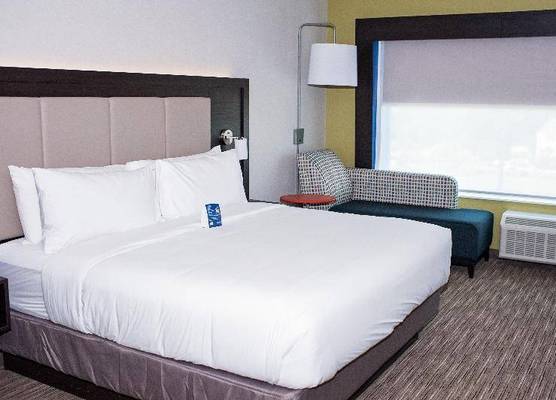 Holiday Inn Express & Suites BIRMINGHAM NORTH - FULTONDALE by IHG 1