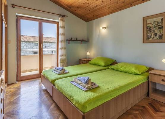 Apartment Lorencin Milka 1