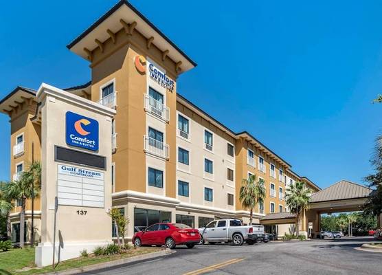 Comfort Inn & Suites Fort Walton Beach - Destin West 1