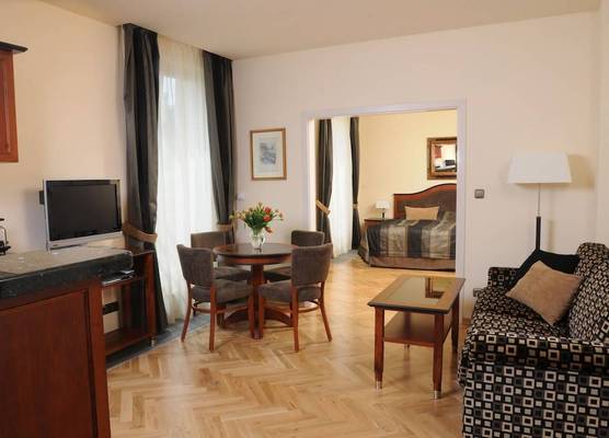 Elysee Hotel 1