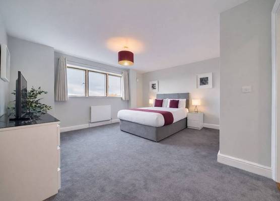 Roomspace Serviced Apartments - The Courtyard 1