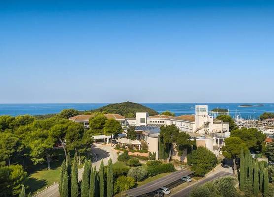Maistra Select Pineta Hotel 1