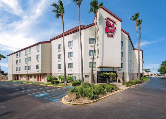 Red Roof Inn Laredo 1
