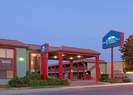 Americas Best Value Inn & Suites Bakersfield Central 1