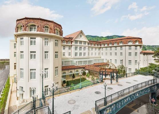 Takarazuka Hotel 1