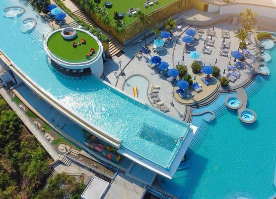 Royal Cliff Beach Hotel Pattaya 1