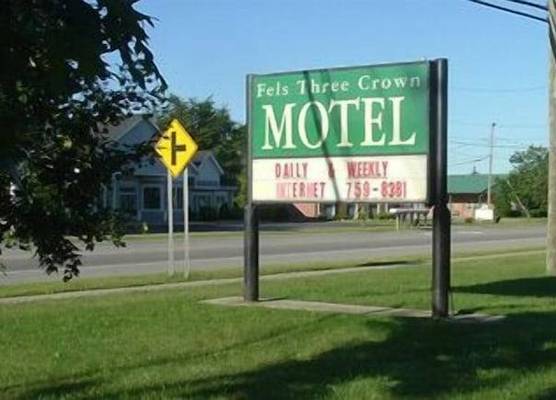 Fels Three Crown Motel 1