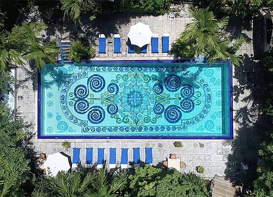 Graycliff Hotel 1