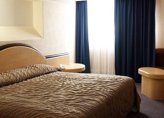 Portonovo Hotel & Suites 1