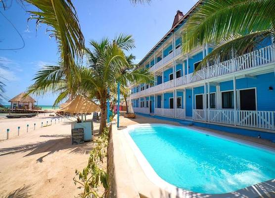 El Faro Beach Front by ÓOL Hotels 1