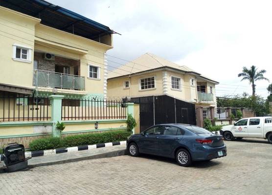 Link Majestic B2 Suites and Hotel 1
