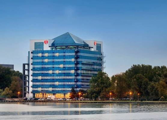 Ramada by Wyndham Constanta 1