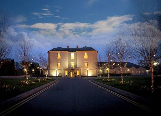 County Arms Birr 1