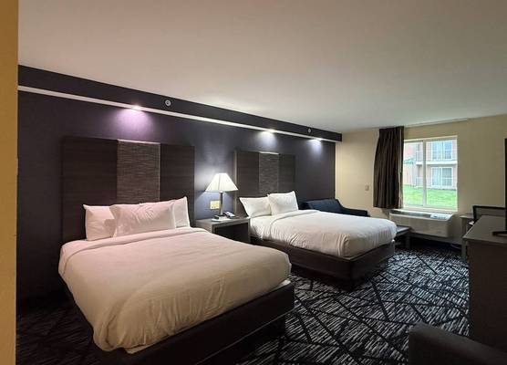Plymouth Bay Inn and Suites 1