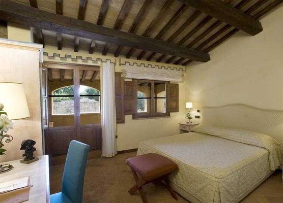 Sovana Hotel & Resort 1