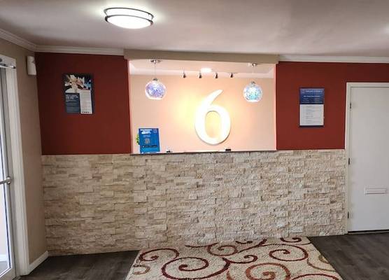 Motel 6 Concordia 1