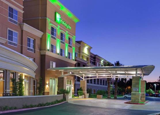 Holiday Inn ONTARIO AIRPORT by IHG 1