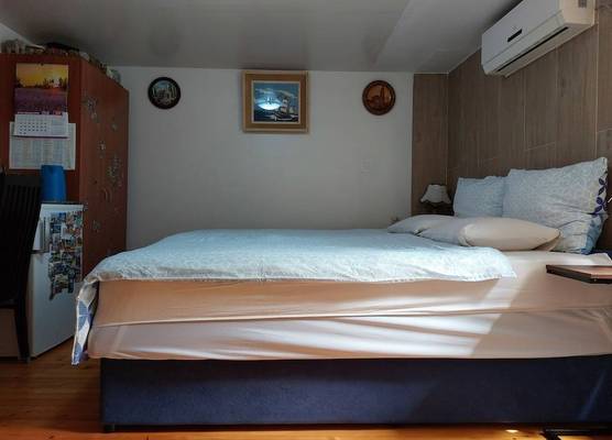 Cozy En-suite Rm on Dumanica 1