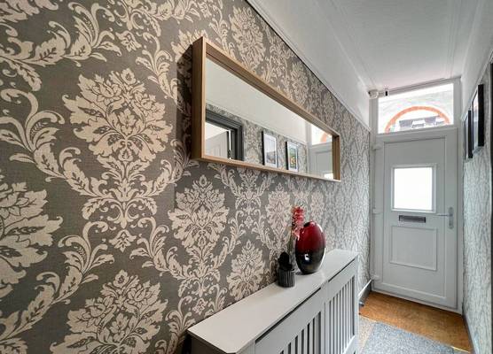 Clarence House 3 Bedrooms 8min to Station E17 North East London 1