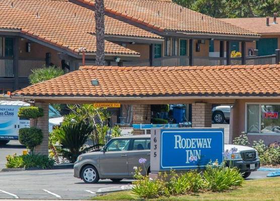 Rodeway Inn Fallbrook Downtown 1
