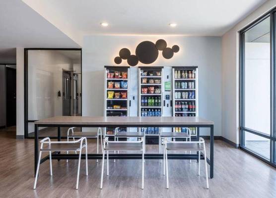 ECHO Suites Ext Stay Wyndham Houston Pasadena Fwy 1