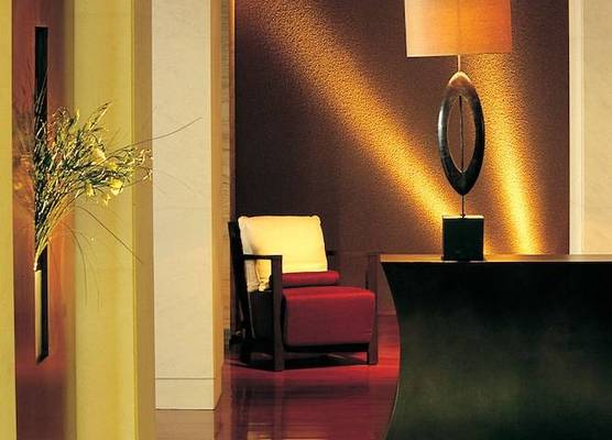 Amphitryon Hotel 1