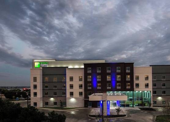 Holiday Inn Express & Suites GARLAND E - LAKE HUBBARD I30 by IHG 1