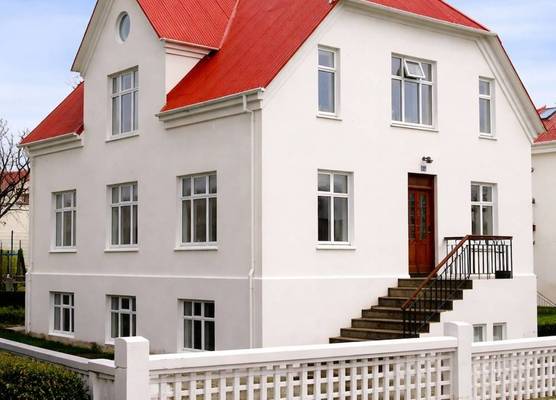 Refurinn Reykjavik Guesthouse 1