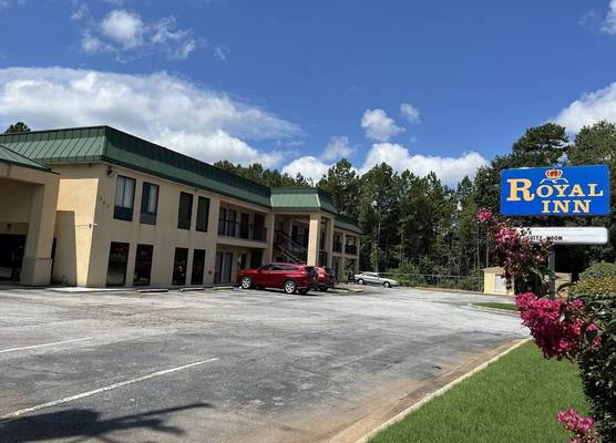 Royal Inn & Suite 1