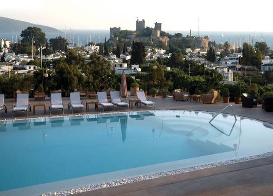 Lvzz Hotel 1
