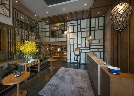 Bespoke Trendy Hotel Hanoi 1