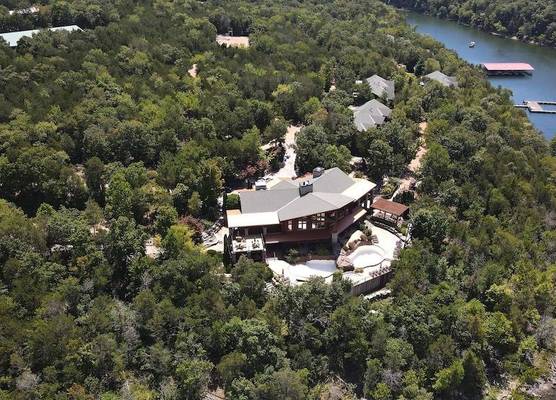 Hilton Grand Vacations Club Stonewater Cove Shell Knob 1