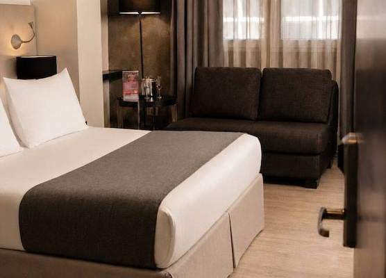 Hotel Sommelier Agustinas 1