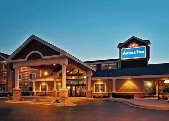 AmericInn by Wyndham Chanhassen 1