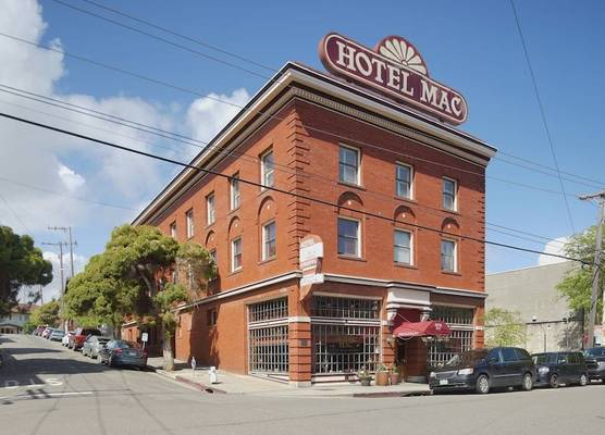 Hotel Mac 1