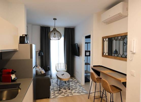 Calma Places 1