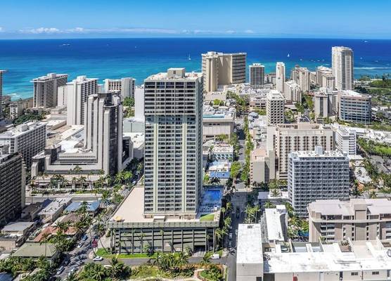 HEART of WAIKIKI,1BDRM,FREE PARKING, WIFI,NO RESORT FEES,YOUTUBE,NETFLIX ! 1