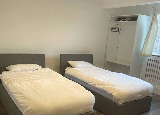 Hansen Hotel 1