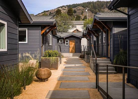 Surf Lodge 1