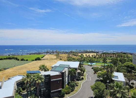 Hotel Scarboro Jeju 1